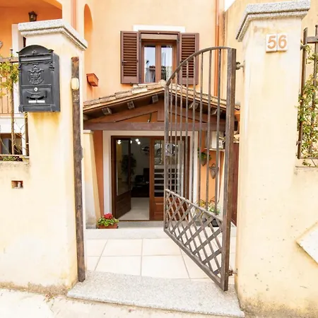 Daire Fantastic Loft In Sardinia With Wifi And Parking Tertenìa